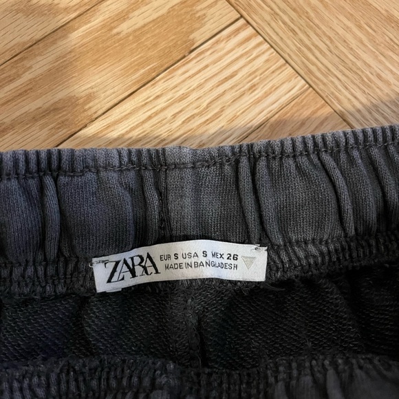 Zara Charcoal Sweatpants - Picture 5 of 6